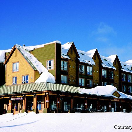 Chateau Big White Экстерьер фото