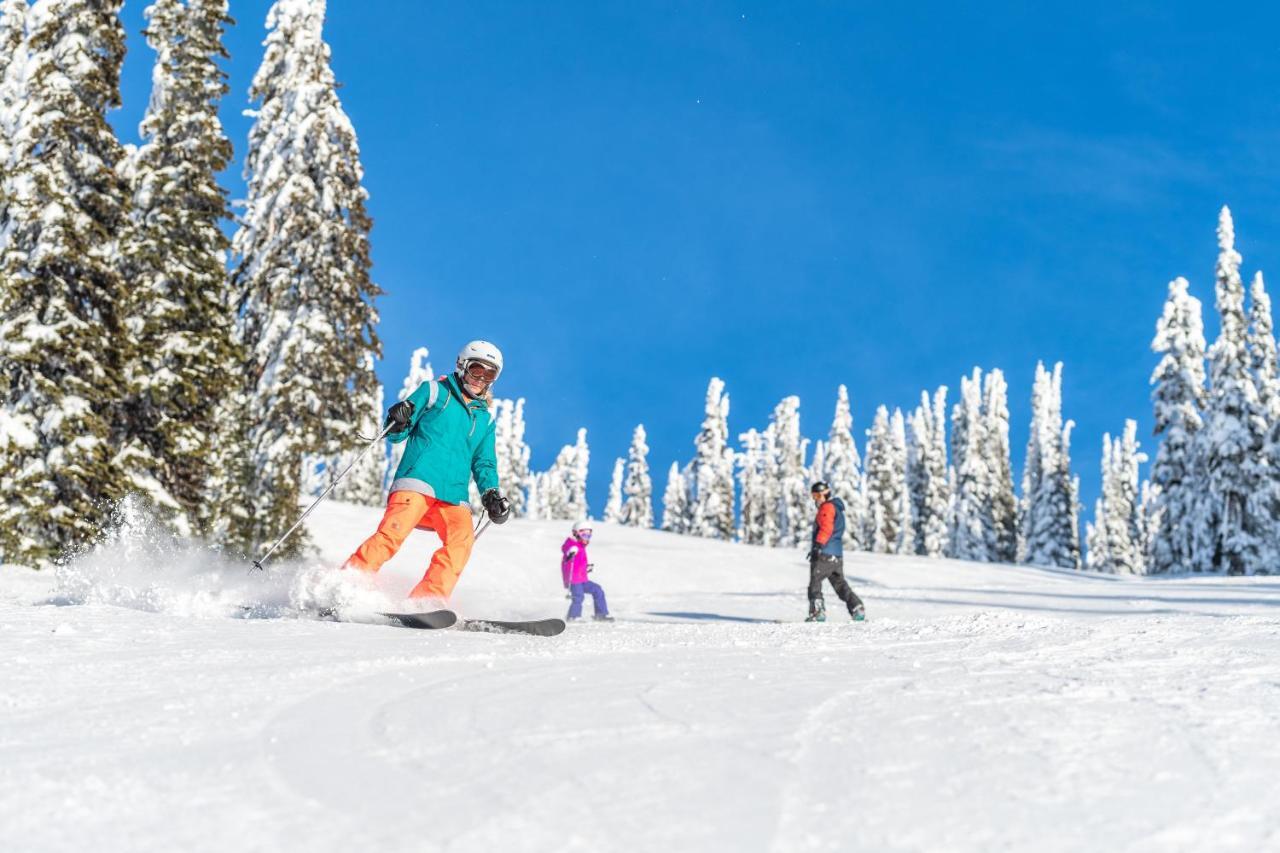 Chateau Big White Экстерьер фото