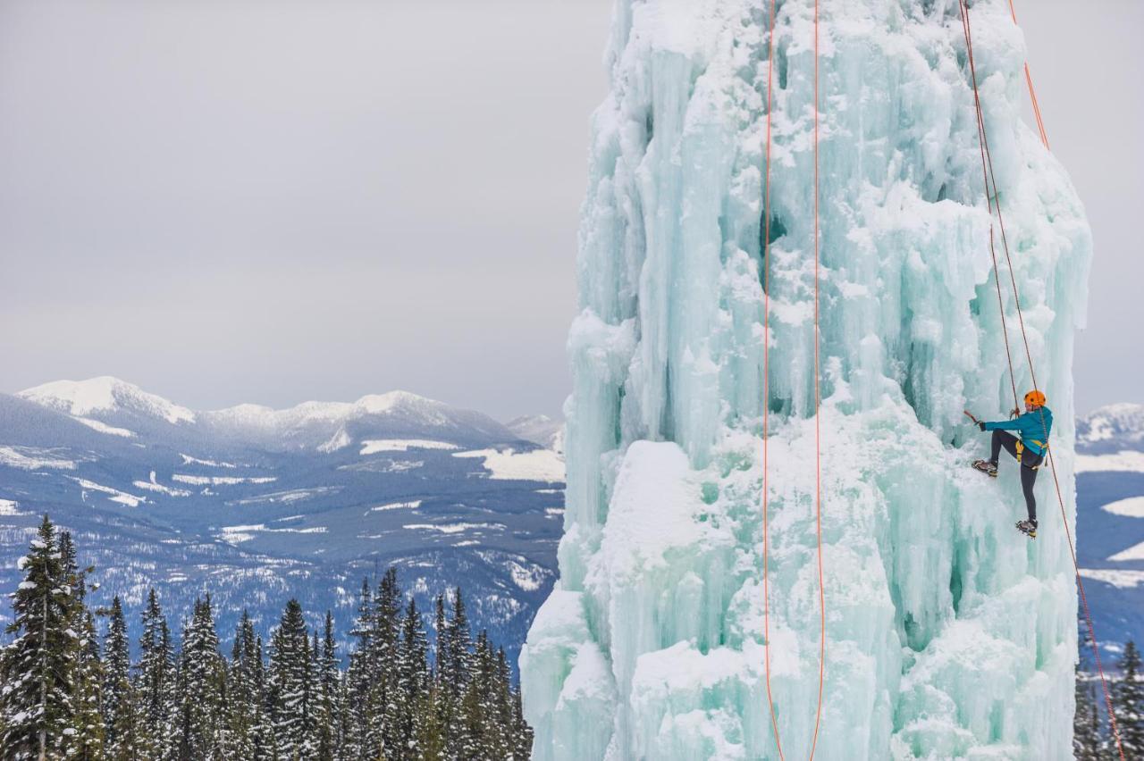 Chateau Big White Экстерьер фото